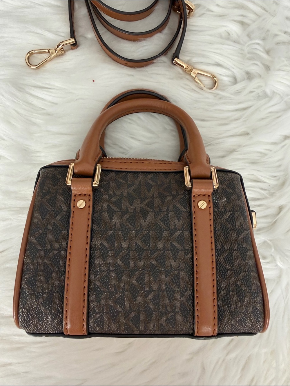 Michael Kors Brown/Tan Logo Bedford Legacy extra small with Gold Hardware - Picture 6 of 11